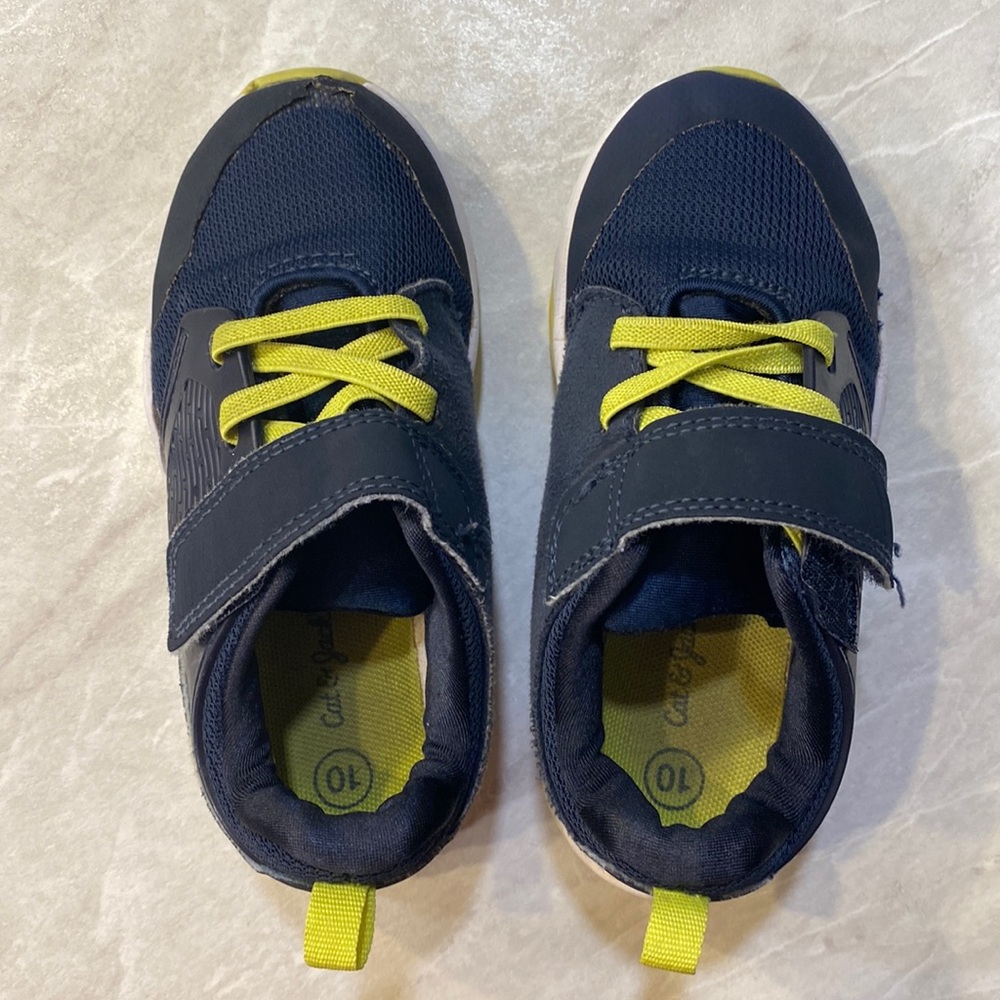 Cat and Jack slip on tennis shoes size 10